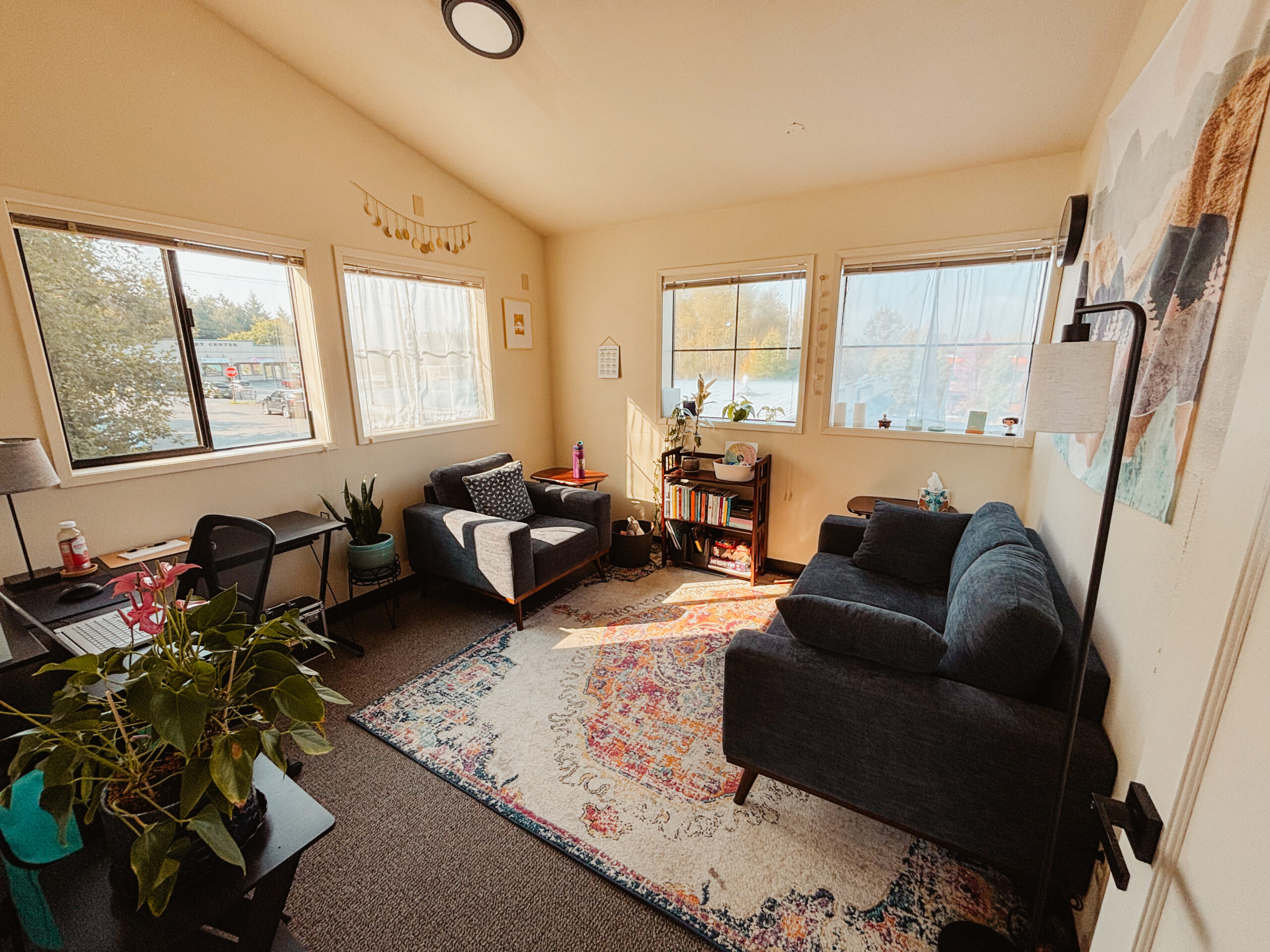 Hannah Office